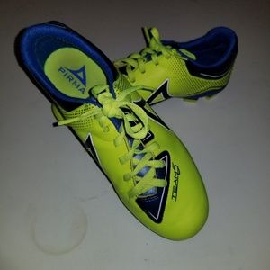Pirma Girls US 5 Soccer Cleats